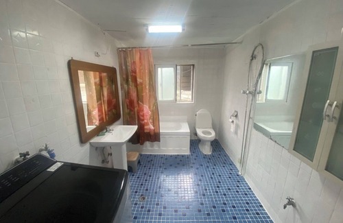 Gueui-dong House | Private house in Gwangjin (84 m², 2 bedrooms, 1 private bathroom)