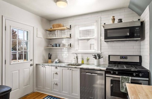 Richmond House | Private House Mins to Maymont Park, Trails & VCU!