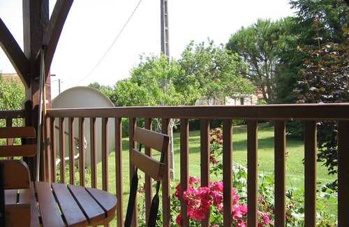 Payrignac Cottage | Private house, outbuildings, wooded park, between Quercy and Perigord Black