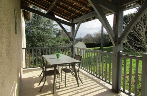 Payrignac Cottage | Private house, outbuildings, wooded park, between Quercy and Perigord Black