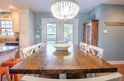 Tranquil Harbour House | Private House with Pool on Oak Island