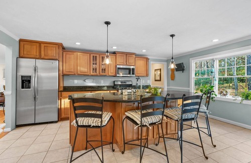 East Sandwich House | Private in-ground pool, just half a mile from the beach