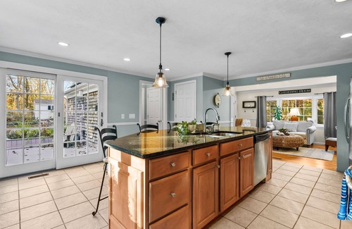East Sandwich House | Private in-ground pool, just half a mile from the beach