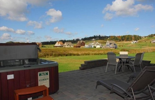 Waterfront Greens House | Private Indoor Swim Pool,Hot Tub, Free Golf & Mini Golf, Tennis, Fire Pit