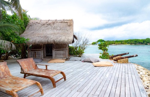 Rosario Islands Villa | Private Island Luxury: Infinity Pool & Spacious Living in Rosario Islands