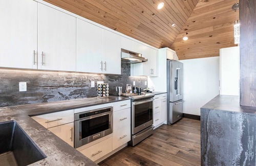 North Captiva House | Private Island Oasis! Gulf Views + Pool & Carts