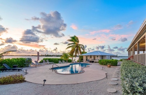 Tingler Island House | Private Island ~Oceanfront-Fishing-Diving~ FL Keys