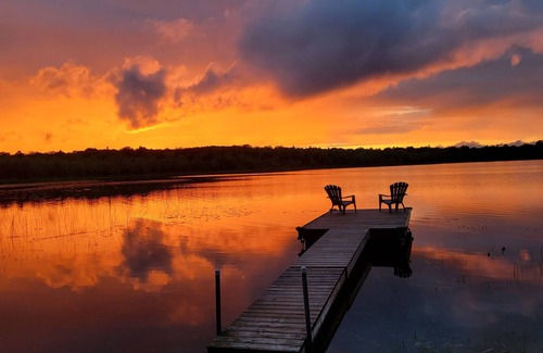 Head Lake Cottage | Private Lakefront Cottage on Rush Lake