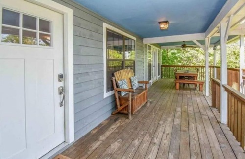 Dandridge House | Private Lakefront Retreat on Douglas Lake