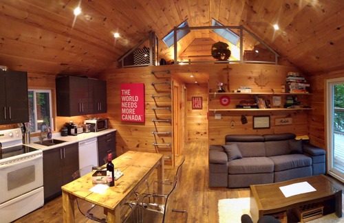 Dorset Cottage | Private, Lakefront Seclusion with Long Lake Views