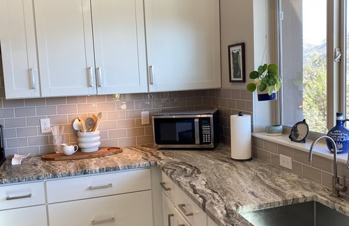 Hermosa House | Private location, Central A/C, Amazing Cliff Top Views, National Forest Access