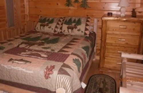 Bellaire Cabin | Private LOG CABIN near SHANTY CREEK RESORTS - Vacation Wonderland !!!