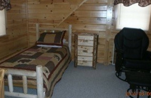 Bellaire Cabin | Private LOG CABIN near SHANTY CREEK RESORTS - Vacation Wonderland !!!