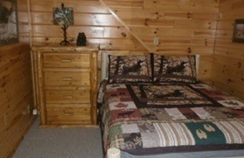 Bellaire Cabin | Private LOG CABIN near SHANTY CREEK RESORTS - Vacation Wonderland !!!