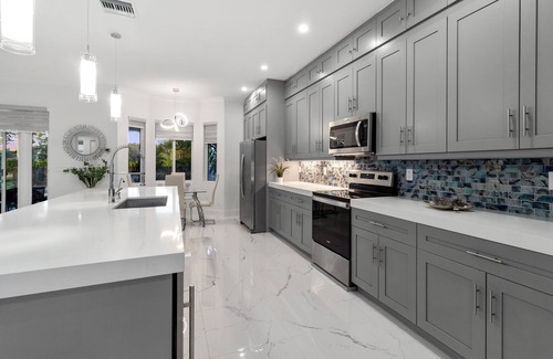 Homestead House | Private Loving Encounter 12 hours And Daily Rental