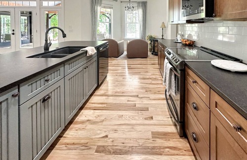 Southern Pines House | Private Lux Retreat - Movie Room & Putting Green