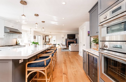 Monomoy House | Private Luxurious Home with Pool & Conservation Views