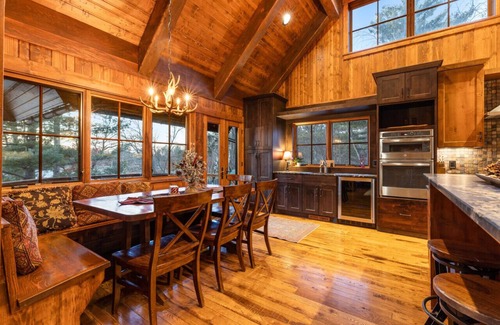 Nisswa House | Private Luxury Compound on the Gull Lake Chain with Theater, Tennis, Sauna, Hot Tub (25+ pp.)