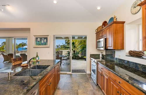 Keauhou House | PRIVATE LUXURY HOUSE POOL/SPA -AIR CON - AMAZING LIFE