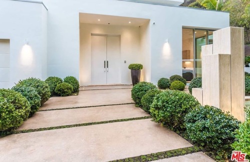 The Bird Streets Villa | Private Luxury Modern Villa