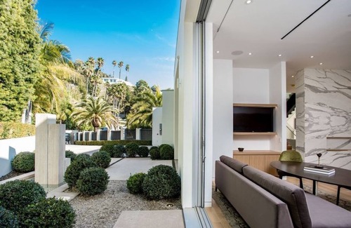 The Bird Streets Villa | Private Luxury Modern Villa