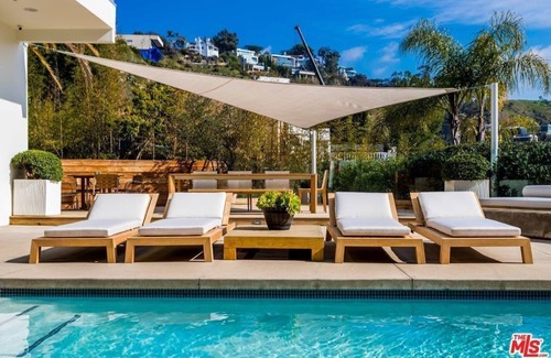 The Bird Streets Villa | Private Luxury Modern Villa