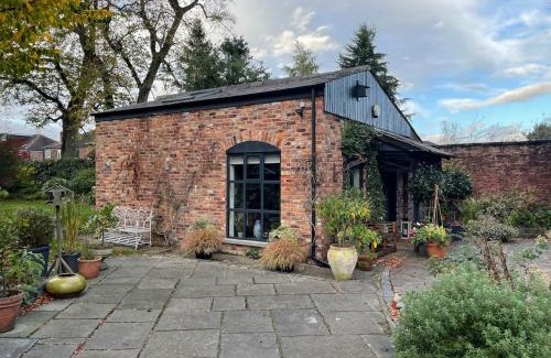 Trafford Apartment | Private Luxury Open-Plan Barn Conversion