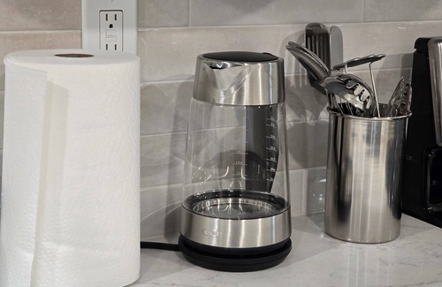 Jersey City Apartment | Private Master Bedroom 3 w Bathroom in Shared Apt - 8 min walk to PATH NYC Train