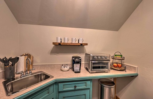 McCall Apartment | Private McCall Apartment w/Mountain View!