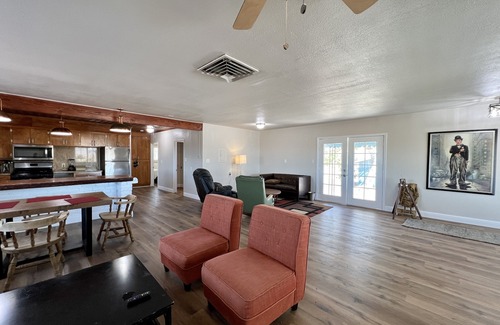 Friant Cabin | Private Millerton Lake house on 5 acres