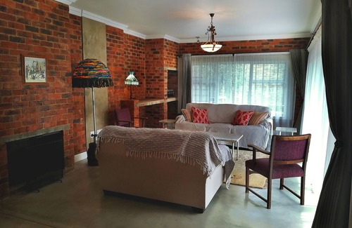 Linden House | Private, Modern and Safe Family House