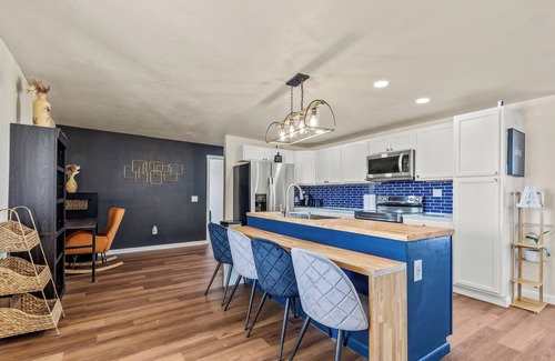 Twentynine Palms House | Private Modern Desert oasis on 5 acres! Family Friendly near the military base!