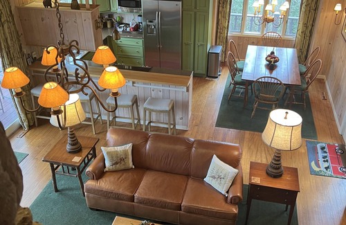 Cashiers Cottage | Private mountain cottage with amazing views and close to sliding rock