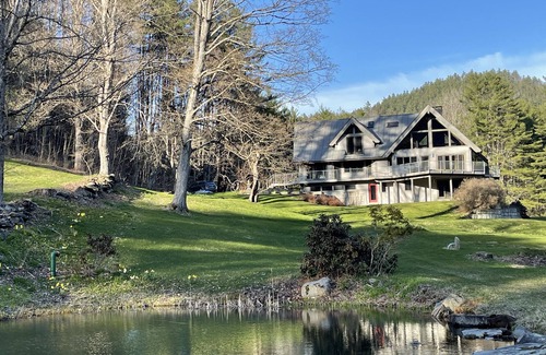 Sharon House | Private mountain lodge and estate w/lakes, trails, close to Dartmouth, & skiing