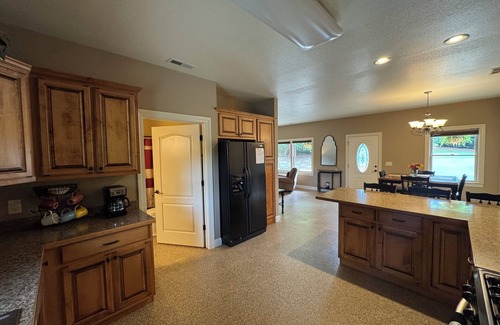 Canton House | Private Mountain Retreat with Pond, Pool & Scenic Views - Minutes from Asheville