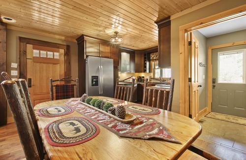 Fleetwood House | Private Mtn Home Fire Pit Game Rm Dogs Welcome Fence Close to Boone-W Jefferson