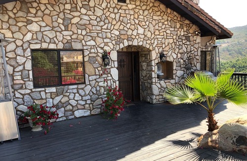 Escondido House | Private Mtn. Top Italian Villa -Safari Park, Wine, Golf, Relax
