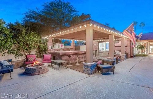 Scotch Eighty House | Private Oasis just minutes from the Strip - Monthly rental