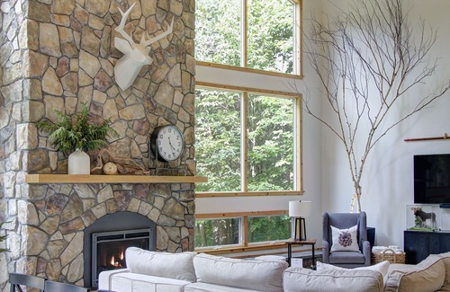 Malta House | Private Oasis minutes to downtown Saratoga Springs