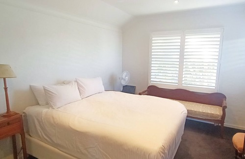 Bronte House | Private Oasis Overlooking Ocean & Bronte Gully