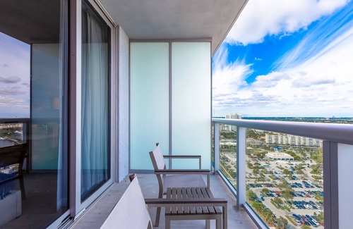 Hallandale Beach Condo | Private Ocean Luxury Condos at Beachwalk