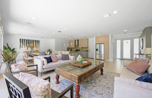 North Bay Village Villa | Private paradise in gated island