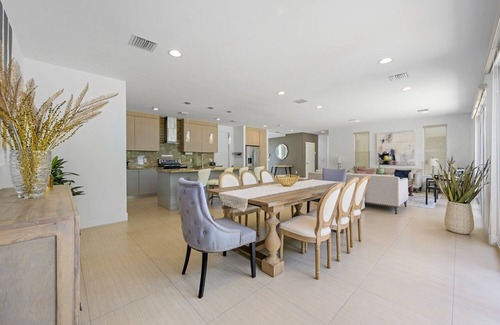 North Bay Village Villa | Private paradise in gated island