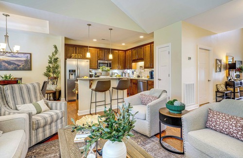 Cleveland Condo | Private Patio: Residential Condo in Cleveland!