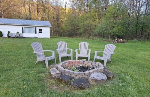 Oil City Apartment | Private & Peaceful 1-bedroom apartment close to Oil Creek State Park