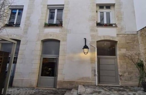 Saint-Thomas-d'Aquin Apartment | Private,Peaceful,Perfect–A Bright Hideaway in St Germain’s Beaupassage,Rue duBac