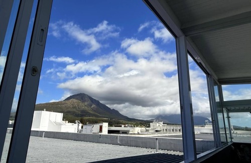 Stellenbosch Central Apartment | Private Penthouse in the middle of bustling Stellenbosch