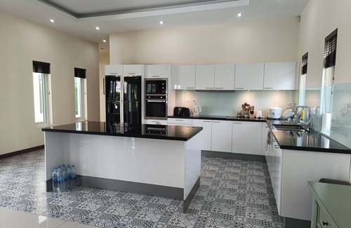Hua Hin Villa | Private Pool 3-bedroom villa in tranquil Cha-am/Hua Hin. Relaxation awaits