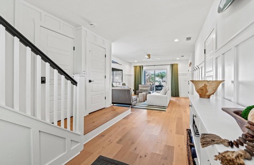 Vilano Beach House | Private Pool - 3 En-Suite King Bedrooms + Bunkroom for 4 - Steps from the Beach