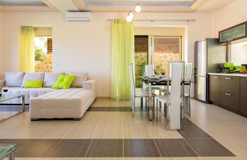 Stavromenos Villa | Private Pool, Accessible with 2km to the Beach!